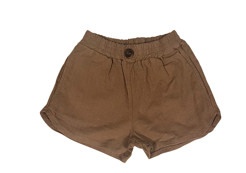 Linen shorts with pockets