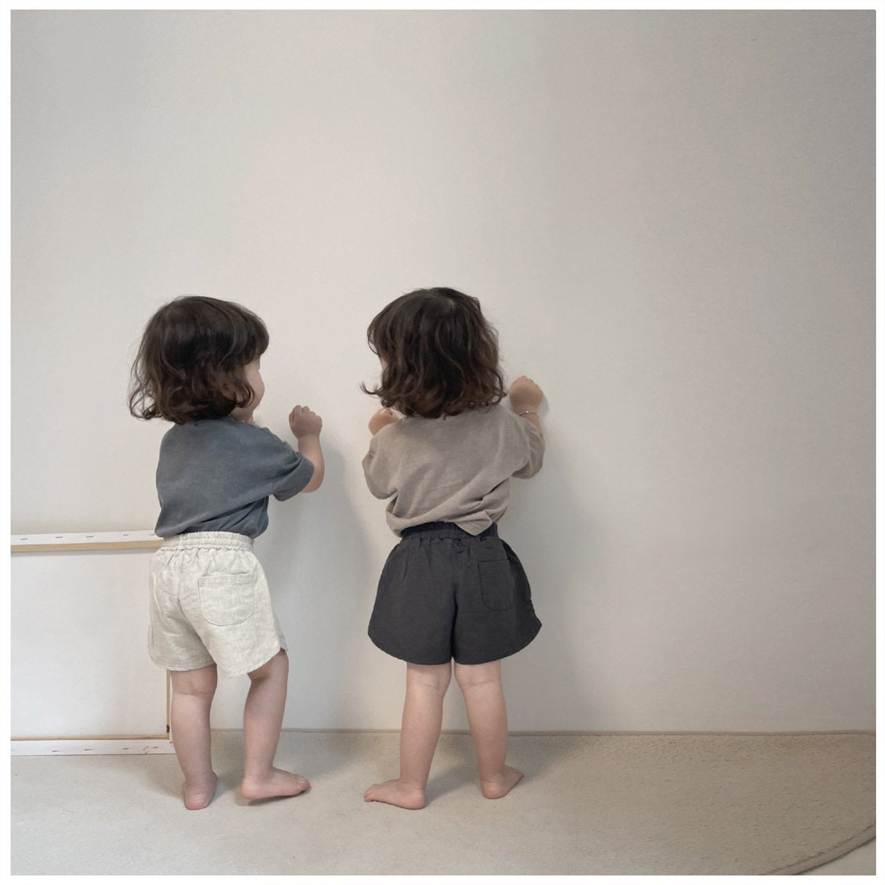 Linen shorts with pockets