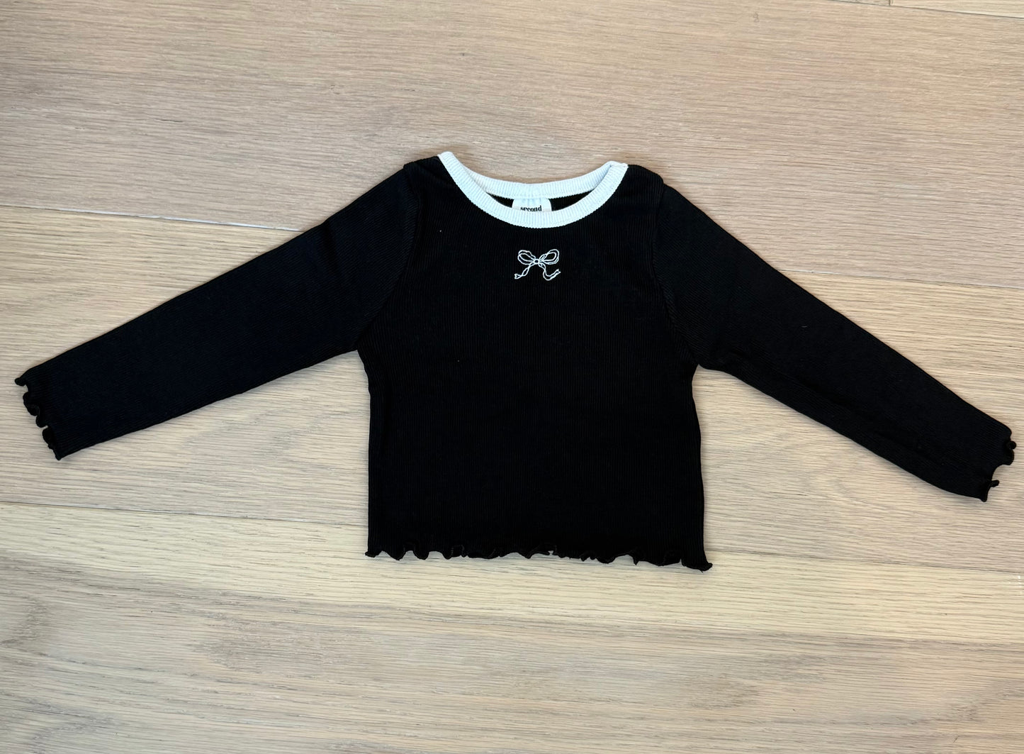 Ribbon ribbed tee