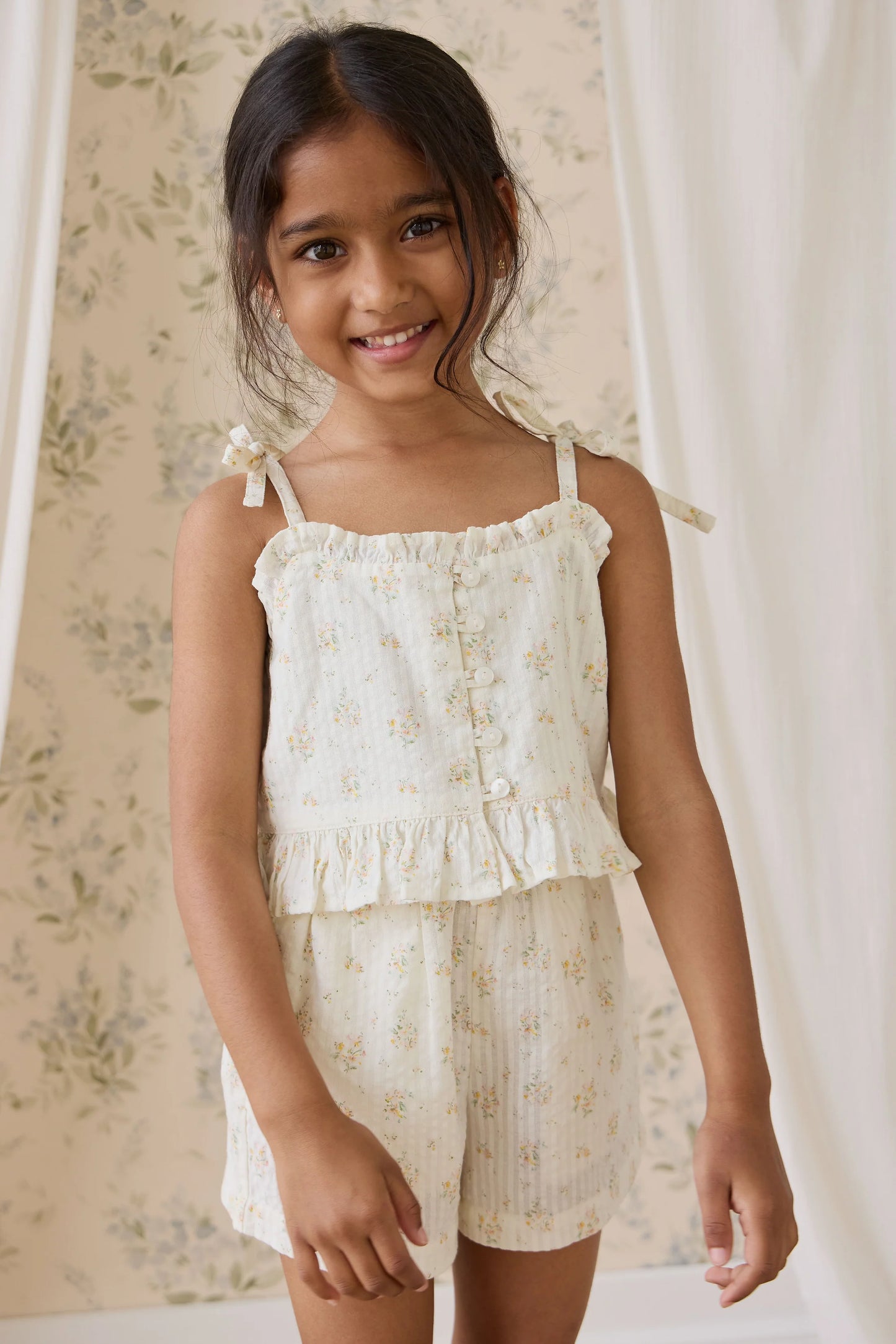 Mirabel set