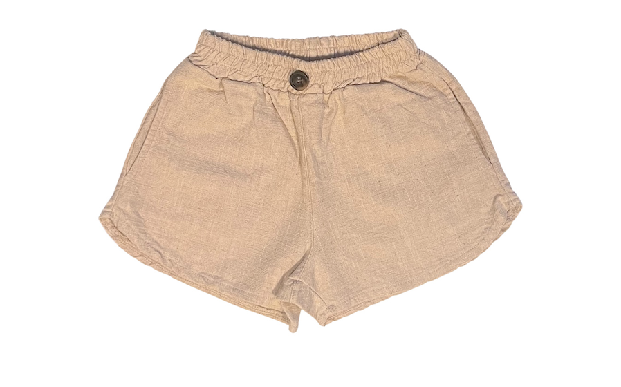Linen shorts with pockets